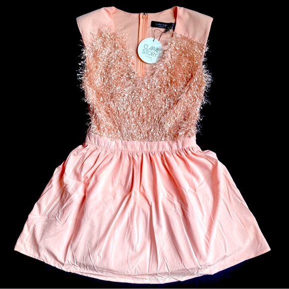 NWT Clara Story Barbie Pretty in Pink Dress - Picture 1 of 4